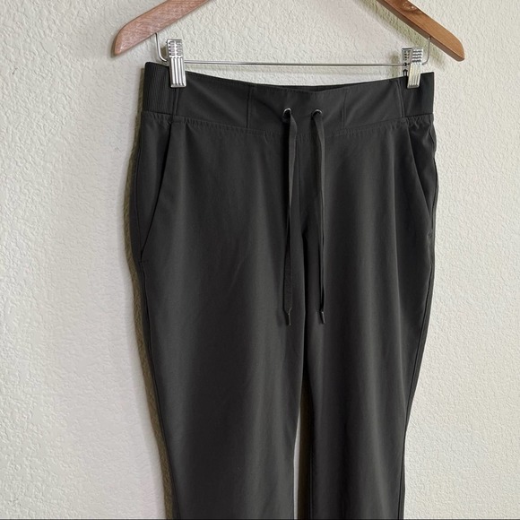 Athleta Olive Ankle Pants - Picture 3 of 6